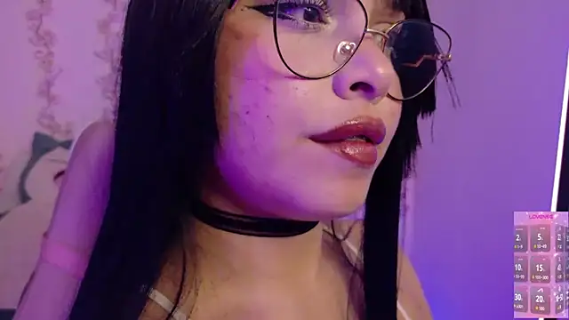 Haelycute online show from 25, 3, 2026