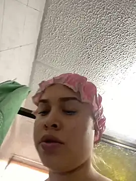 Haelycute online show from 22, 10, 2025