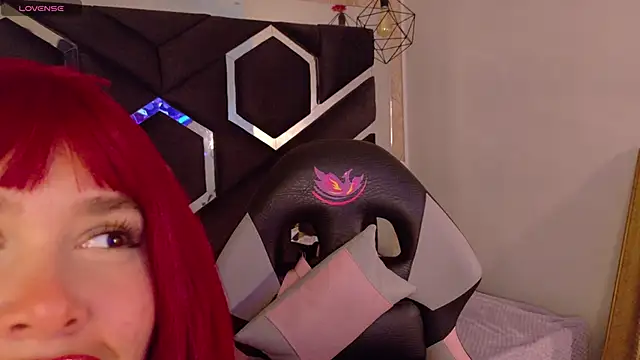 Haelycute online show from 9, 11, 2025