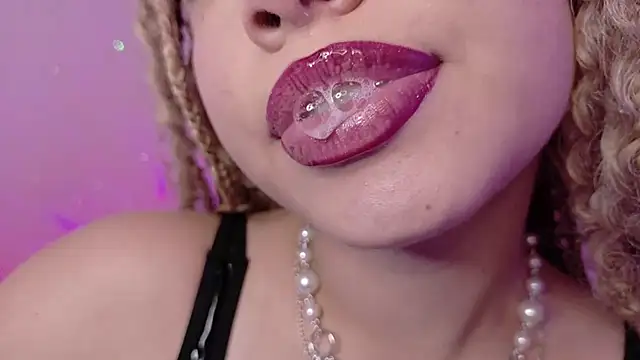 Haelycute online show from 9, 7, 2026