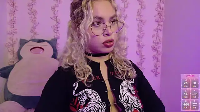 Haelycute online show from 26, 3, 2026