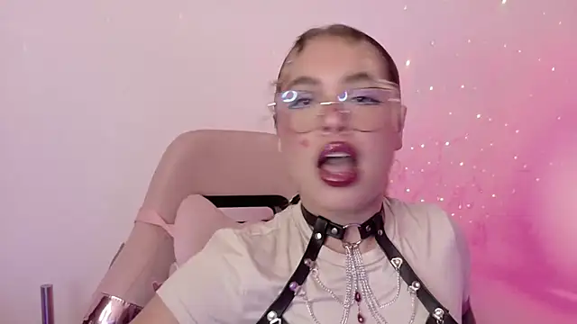 Haelycute online show from 1, 7, 2026