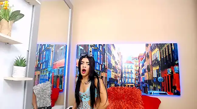 CristalLoren online show from 12, 2, 2025