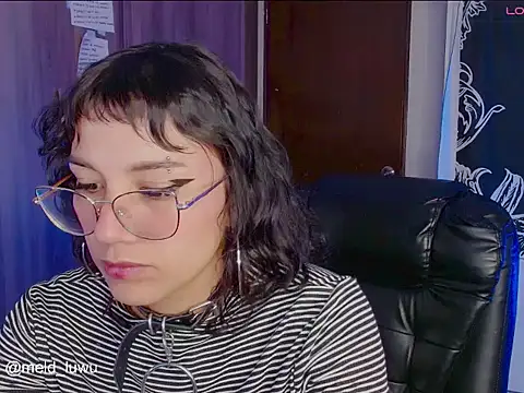 melissahowl online show from 17, 2, 2026