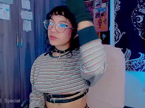 melissahowl online show from 28, 10, 2025