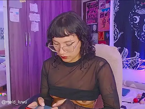 melissahowl online show from 13, 11, 2025