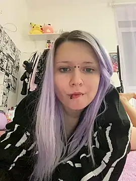 Snapshot of SpectraSirens chatting on 11, 2, 2025 SpectraSirens online show from 11, 2, 2025