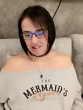 IsisBlake online show from 26, 2, 2025