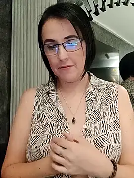 IsisBlake online show from 24, 2, 2025