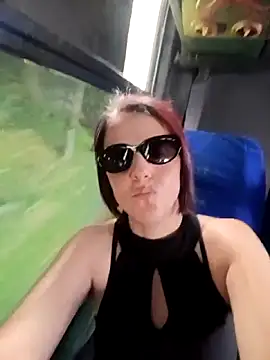 IsisBlake online show from 10, 3, 2026