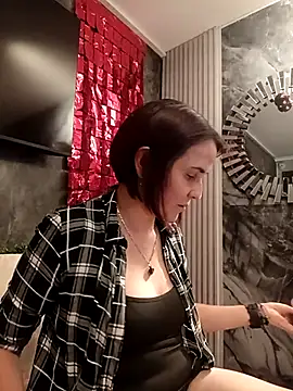 IsisBlake online show from 19, 12, 2025