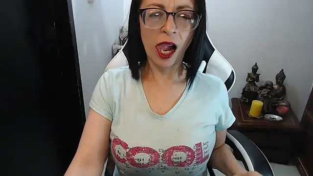 AnasstaciaEvans online show from 7, 3, 2026