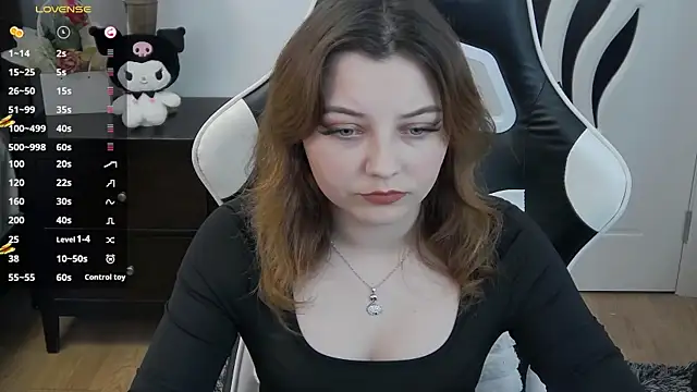 pretty little thing online show from 18, 5, 2026