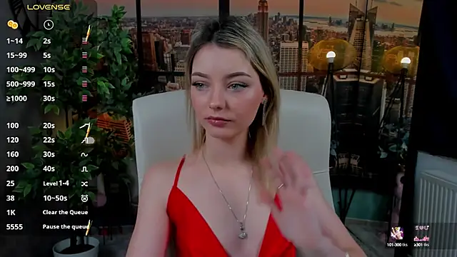 pretty little thing online show from 5, 12, 2024