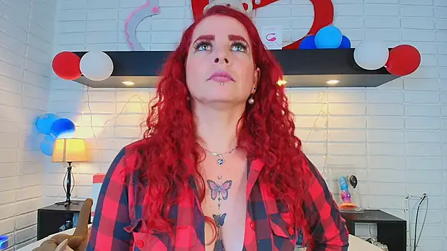 Snapshot of HannaBrave chatting on 19, 2, 2025 HannaBrave online show from 19, 2, 2025
