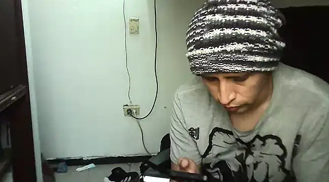 Snapshot of picachuchu chatting on 3, 3, 2025 picachuchu online show from 3, 3, 2025