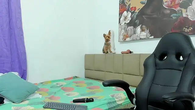 lilybaudyn  online show from 3, 11, 2025