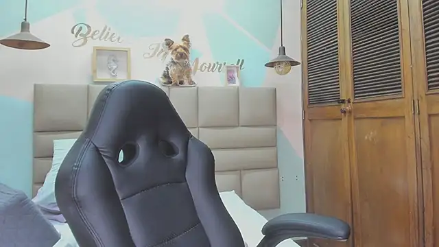lilybaudyn  online show from 1, 3, 2025