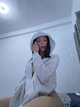 Carlita cute online show from 16, 4, 2026