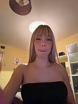 Carlita cute online show from 16, 2, 2026