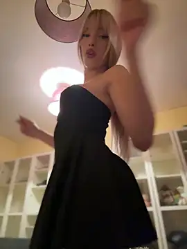 Carlita cute online show from 6, 2, 2026