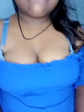 Snapshot of Sexy--queen1 chatting on 20, 9, 2025 Sexy--queen1 online show from 20, 9, 2025