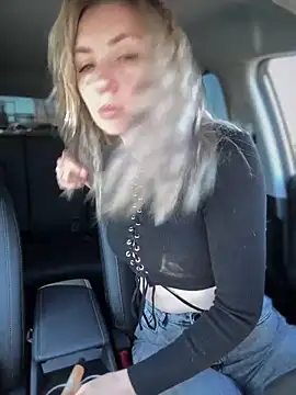 Snapshot of Crazy-Rosa chatting on 18, 3, 2025 Crazy-Rosa online show from 18, 3, 2025