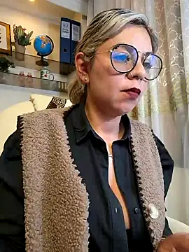 Cata Office-12 online show from 30, 1, 2025