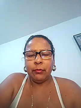 Afroditabichota online show from 7, 11, 2025