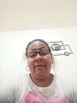 Afroditabichota online show from 25, 11, 2025