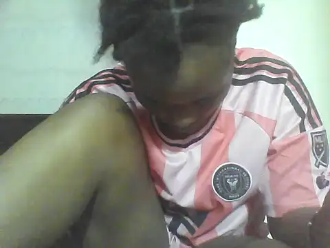 EBONYVANILLA02 online show from 9, 2, 2026