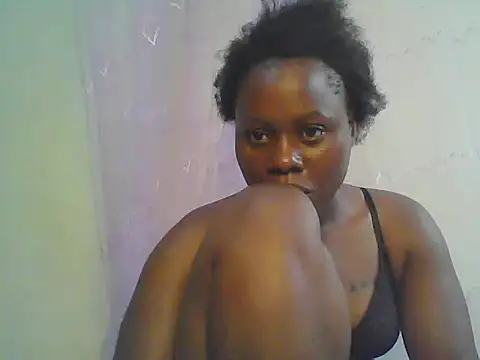 EBONYVANILLA02 online show from 5, 10, 2025