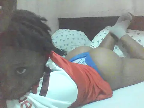 Snapshot of EBONYVANILLA02 chatting on 27, 6, 2026 EBONYVANILLA02 online show from 27, 6, 2026