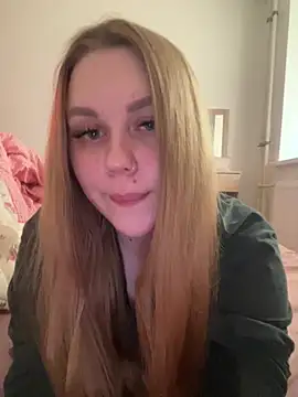 Snapshot of Marylallka5 chatting on 31, 5, 2026 Marylallka5 online show from 31, 5, 2026