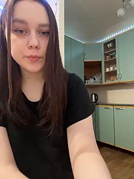 Marylallka5 online show from 4, 2, 2025