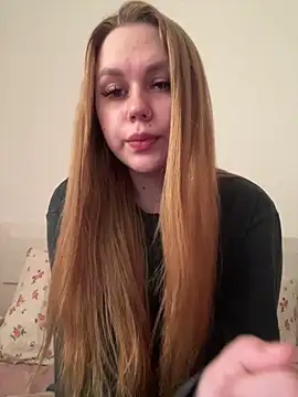 Snapshot of Marylallka5 chatting on 1, 6, 2026 Marylallka5 online show from 1, 6, 2026