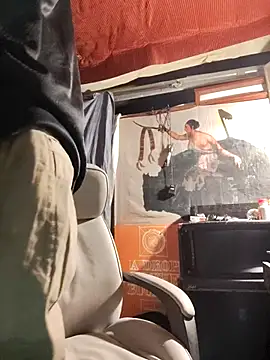 Gillygilly76 online show from 30, 10, 2025