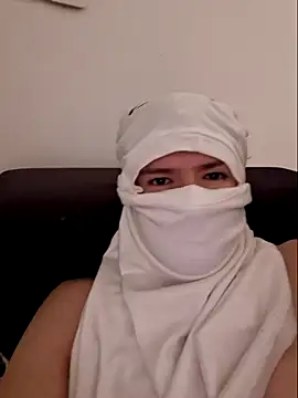 JuHots online show from 2, 4, 2026