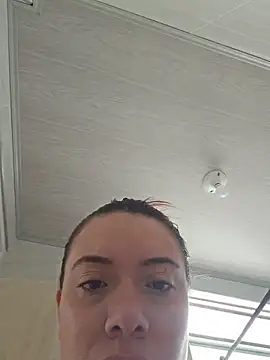 valery mora online show from 10, 10, 2025