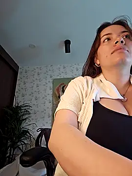 valery mora online show from 8, 2, 2025