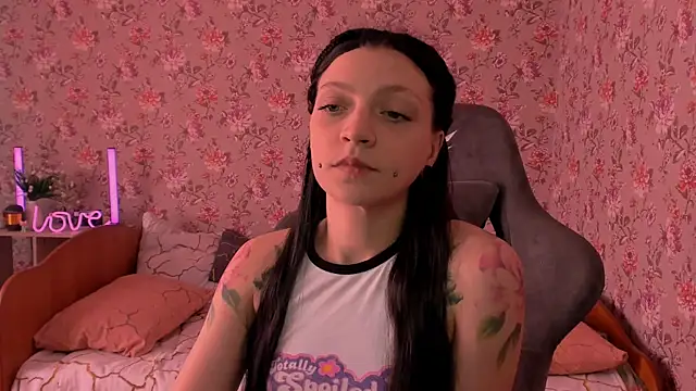 Lolly Haze online show from 7, 3, 2026