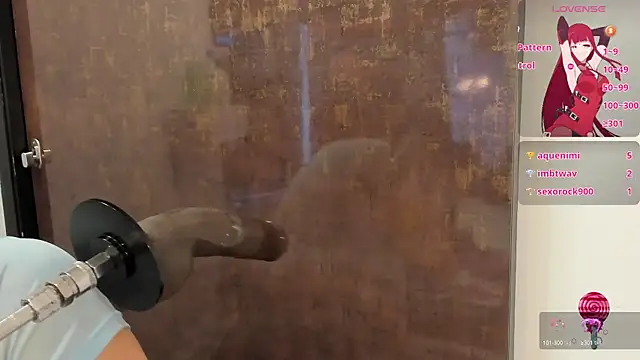 Aaliyah Padron online show from 28, 2, 2025