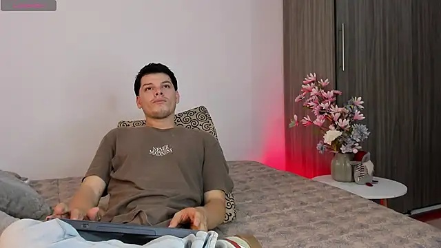  Ottis  online show from 12, 2, 2026