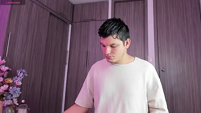  Ottis  online show from 22, 4, 2026