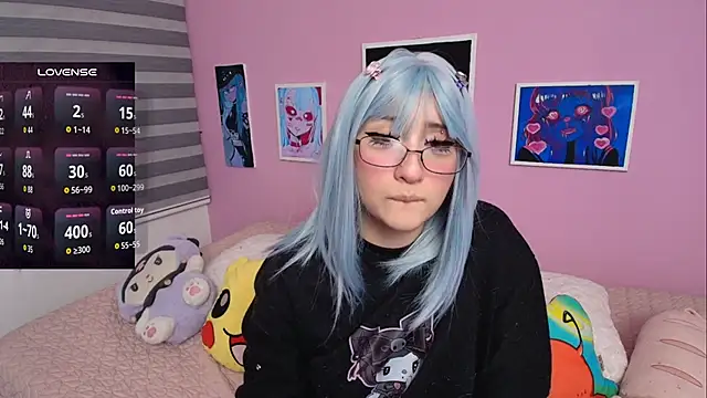 Snapshot of Miwa_violet chatting on 8, 9, 2025 Miwa violet online show from 8, 9, 2025