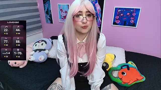 Miwa violet online show from 6, 11, 2025