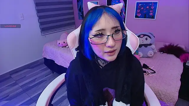 Miwa violet online show from 21, 4, 2026