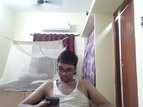 Snapshot of THE_NAKED_BOY chatting on 27, 11, 2025 THE NAKED BOY online show from 27, 11, 2025