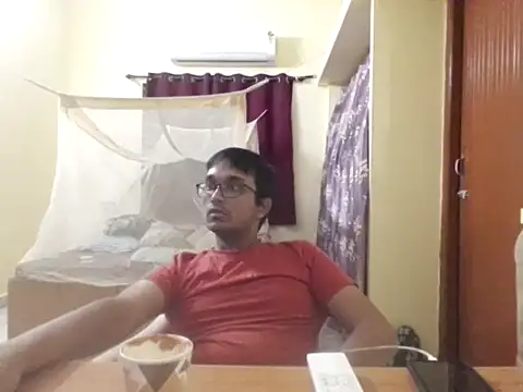 Snapshot of THE_NAKED_BOY chatting on 14, 10, 2025 THE NAKED BOY online show from 14, 10, 2025