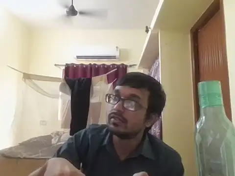 Snapshot of THE_NAKED_BOY chatting on 5, 11, 2025 THE NAKED BOY online show from 5, 11, 2025